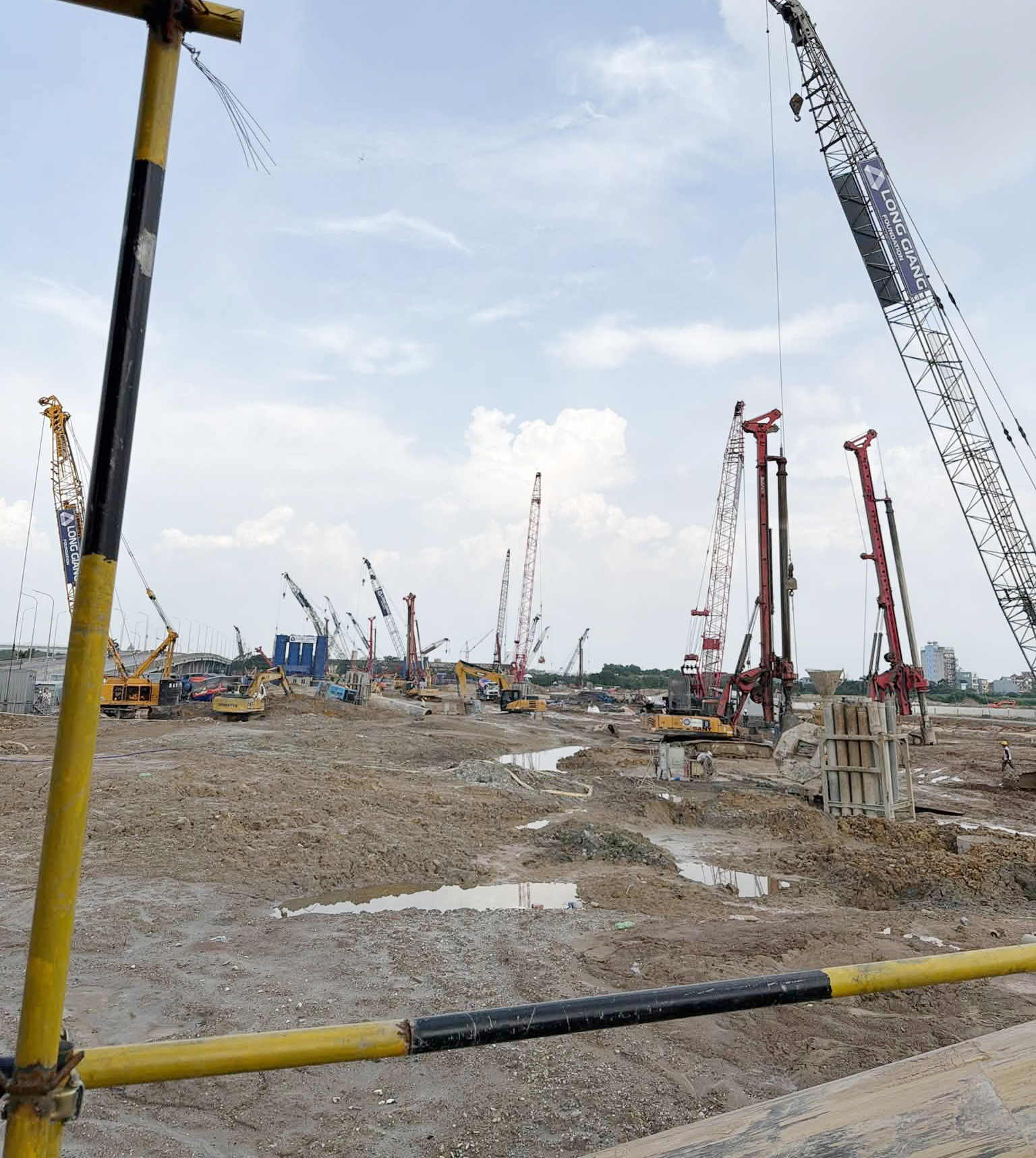 Ba Thép Cọc Khoan Nhồi-Tường vây Hotline:0587.678.789